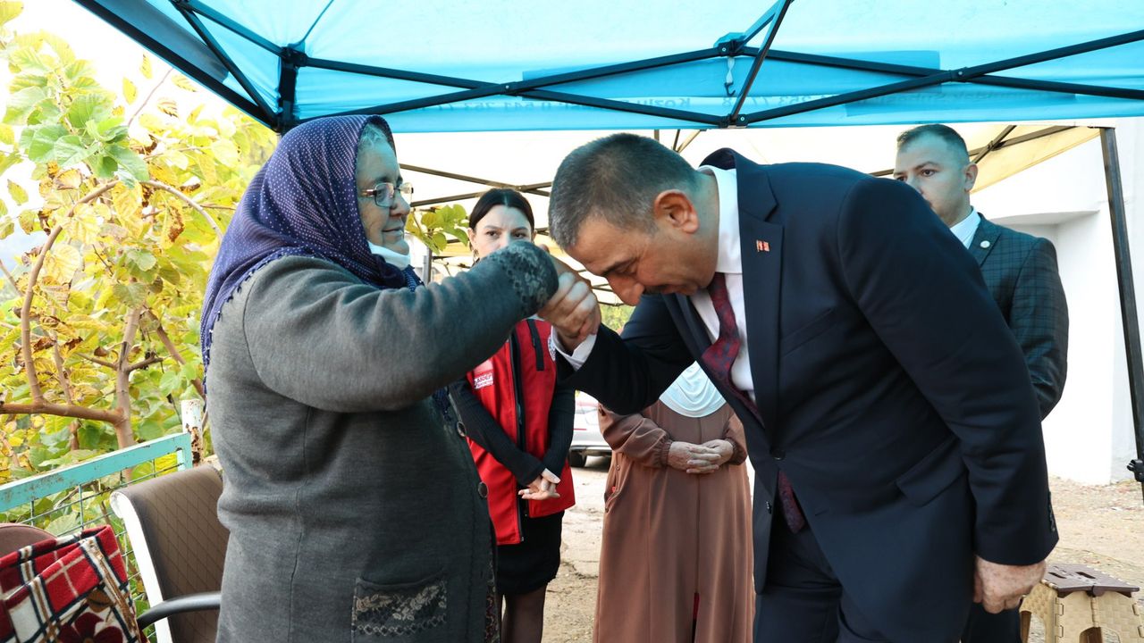 Vali Hacıbektaşoğlu'ndan taziye ziyareti