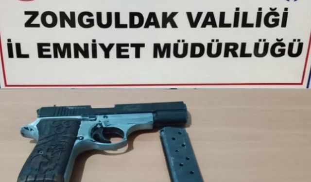 Polis operasyonunda 4 kişi yakalandı