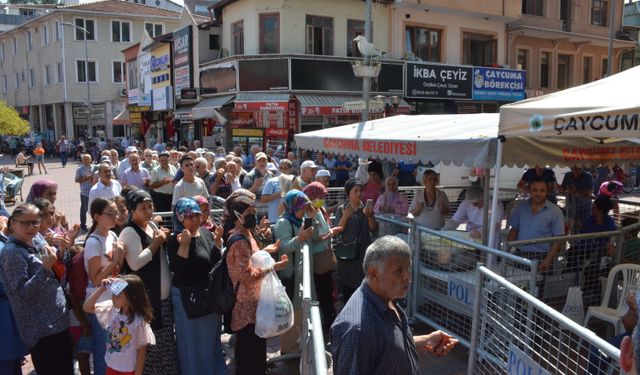 Belediye ve Kaymakamlık'tan aşure ortaklığı