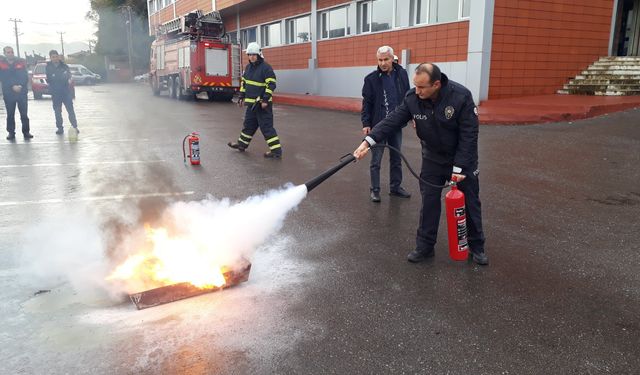 Emniyet'ten yangın tatbikatı...