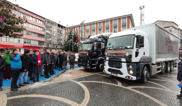 Devrek Belediyesi'nin yardım kamyonları yola çıktı