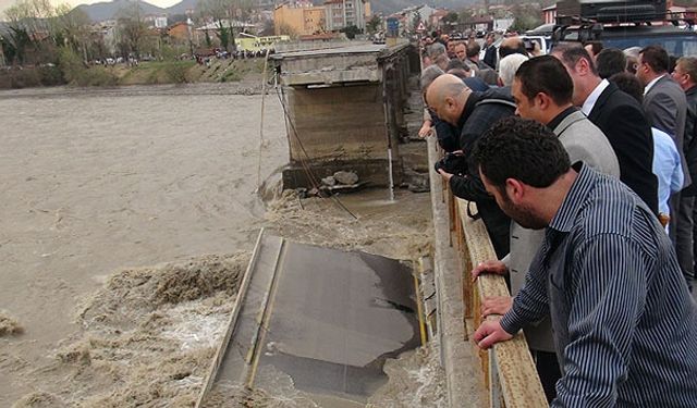 Çaycuma Köprü faciası unutulmadı