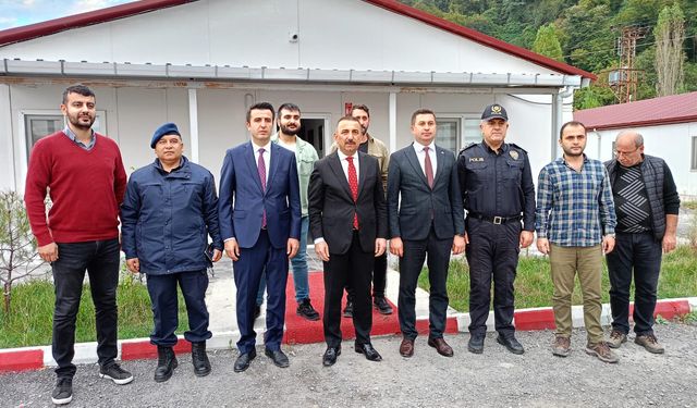 Vali Hacıbektaşoğlu Filyos tünellerini inceledi