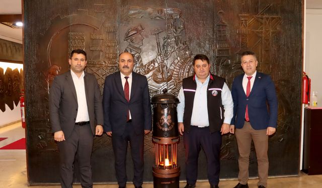 Kamu-Sen'den GMİS'e ziyaret...
