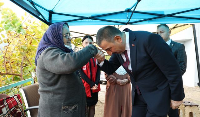 Vali Hacıbektaşoğlu'ndan taziye ziyareti