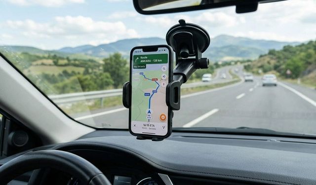 Ön cama telefon takana ceza ve trafikten men