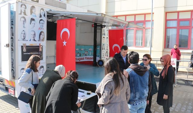 Tıp Fakültesi öğrencileri organlarını bağışladı...