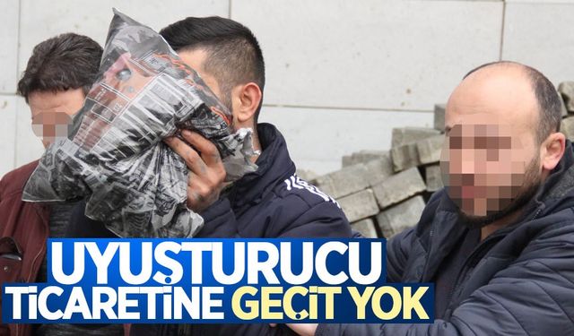 Zonguldak Cumhuriyet Başsavcılığı ve İl Emniyet Müdürlüğü-Narkotik Suçlarla Mücadele Şube Müdürlüğünce yürütülen soruşturma kapsamında; piyasa değeri 35 bin lira olan bonzai ele geçirildi