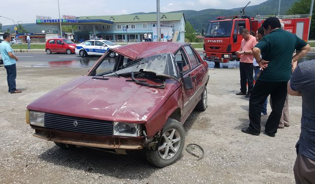 Otomobil takla attı: 1 bebek 3 kişi yaralandı!..