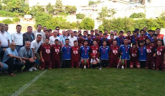 U17 şampiyonu İnegölspor oldu...