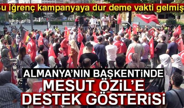 Almanyanın başkenti Berlinde, artan ırkçı söylemler sebebi ile Alman Milli Takımından ayrılan Mesut Özile destek amaçlı protesto gösterisi düzenlendi