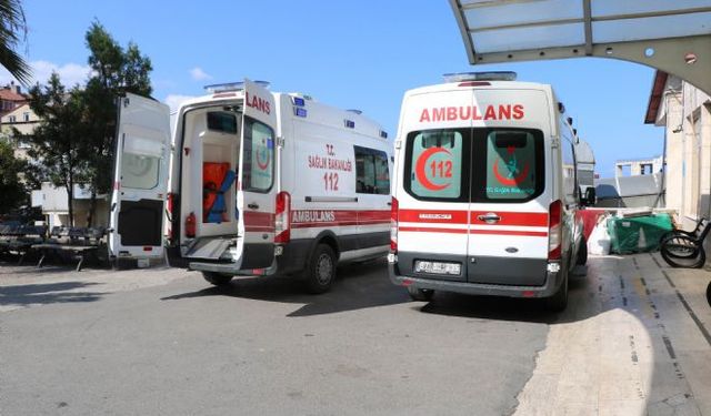 Zonguldakta boğulma tehlikesi geçiren genç kurtarıldı...