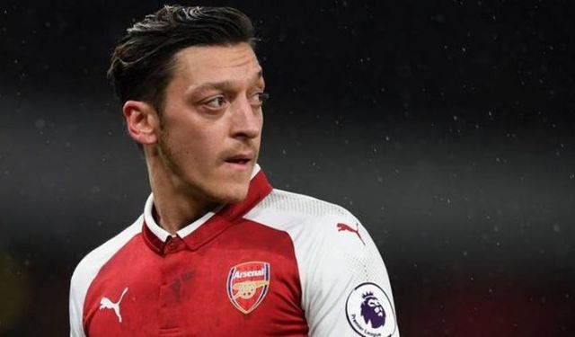 Mesut Özil Twitch'de yayınlara başlayacağını duyurdu!