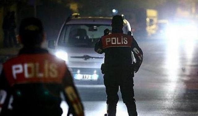 Polisin dur ihtarına uymayan 1'i kadın 3 kişi yakalandı!..