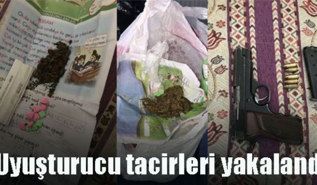 Alaplı İlçe Jandarma Komutanlığı ve İlçe Emniyet Müdürlüğü ekiplerinin gerçekleştirdiği operasyonda, bir araçta ve araçtaki şahıslar üzerinde uyuşturucu madde ele geçirildi