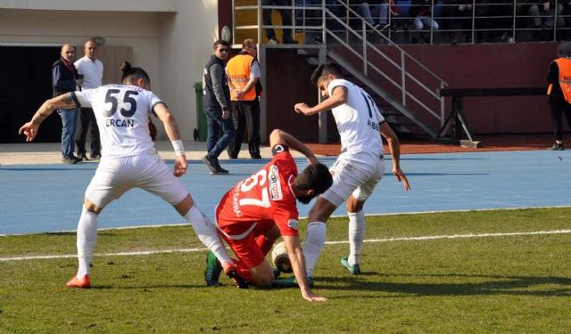 Son dakikadaki penaltı golüyle kendi evimizde yıkıldık!..