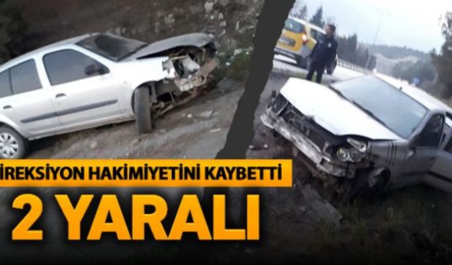 Meydana gelen trafik kazasında sürücüsünün kontrolünü kaybettiği otomobil bariyerlere çarpması sonucu devrildi