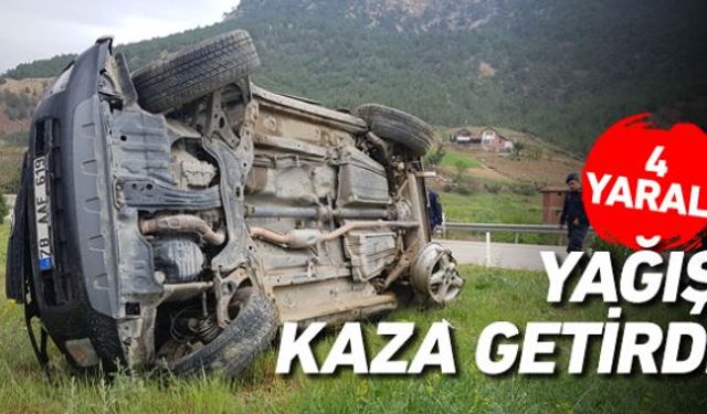 Meydana gelen trafik kazasında sürücüsünün kontrolünü kaybettiği cip taklalar attı, kazada 4 kişi yaralandı