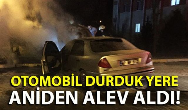 Zonguldakın Ereğli ilçesinde aniden alev alan otomobile itfaiye ekipleri müdahale etti