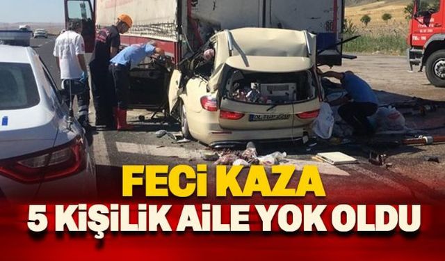 Kahreden bir kaza haberi daha; İçinde aynı aileden beş kişinin bulunduğu Almanya plakalı otomobil Ankara-Konya kara yolu Kulu kavşağında park halindeki TIR'a arkadan çarptı