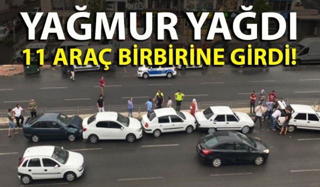 Zonguldakın Ereğli ilçesinde yağan yağmur nedeniyle Ömer Halisdemir bulvarında 11 araç birbirine girdi