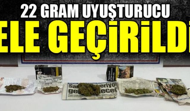 Zonguldakın Çaycuma İlçesinde yapılan operasyonda 5 paket halinde 22 gram Uyuşturucu ve Uyarıcı Madde ele geçirildi