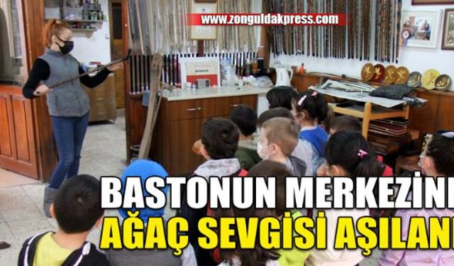 Baston memleketinde miniklere ağaç sevgisi aşılandı