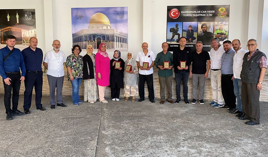 İnağzı'nda hayırseverlere 'vefa' ödülü...