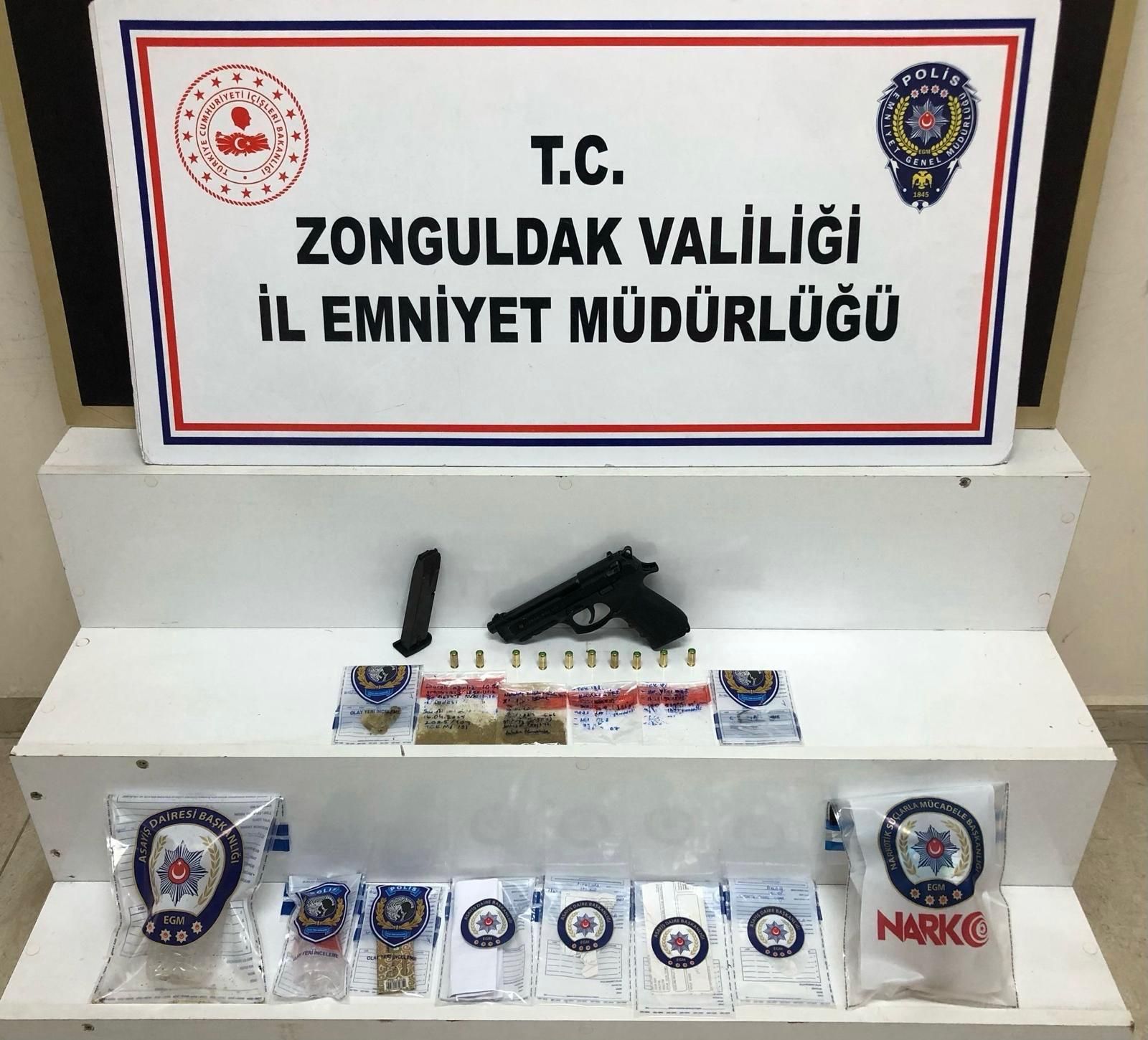 Zehir tacirlerine operasyon