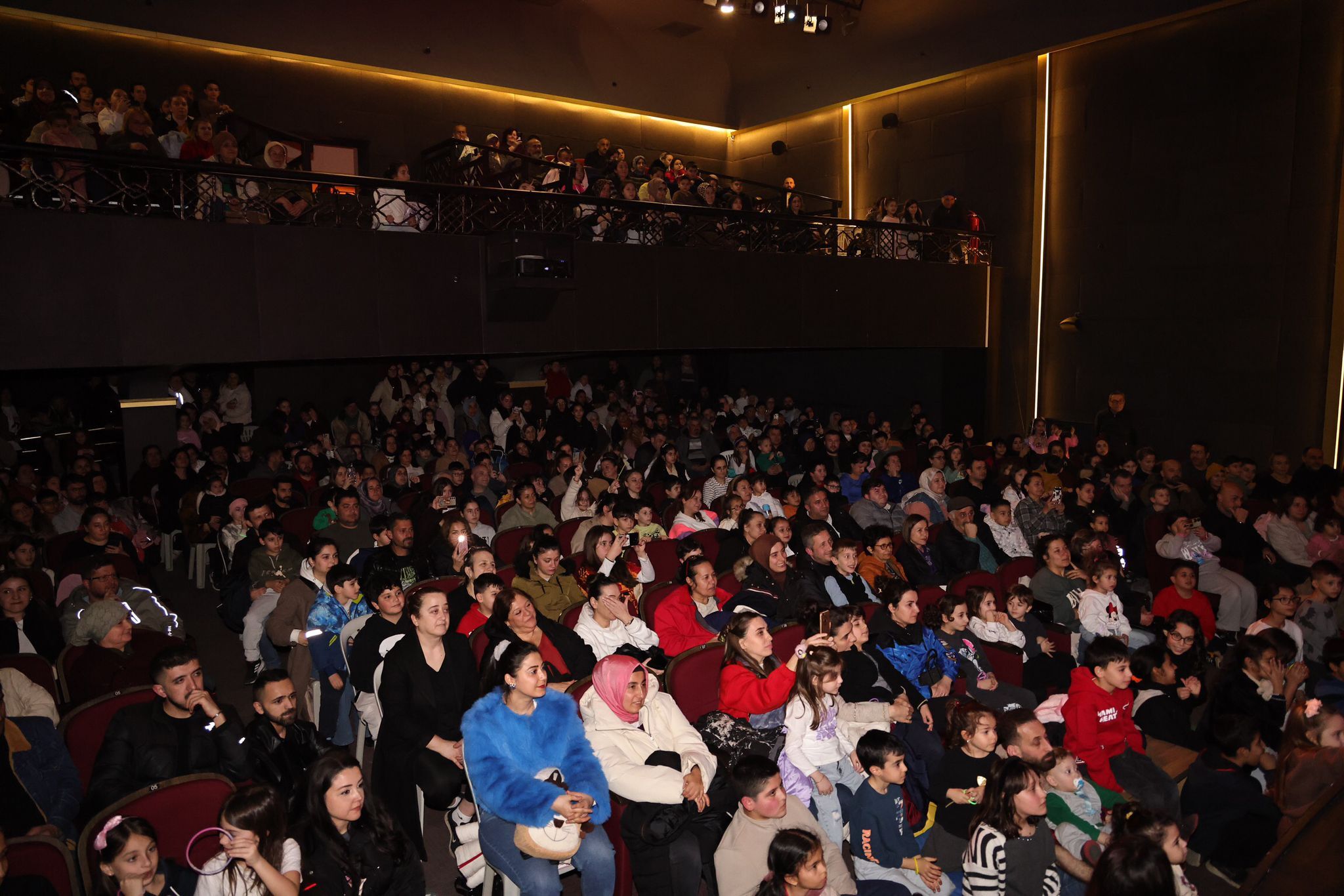 C2812B52 Cf38 4D91 A57C Ca3Baa9399D8